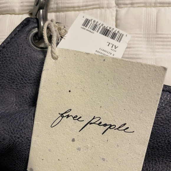 Free People Sabine Slouchy Bag - Picture 3 of 10